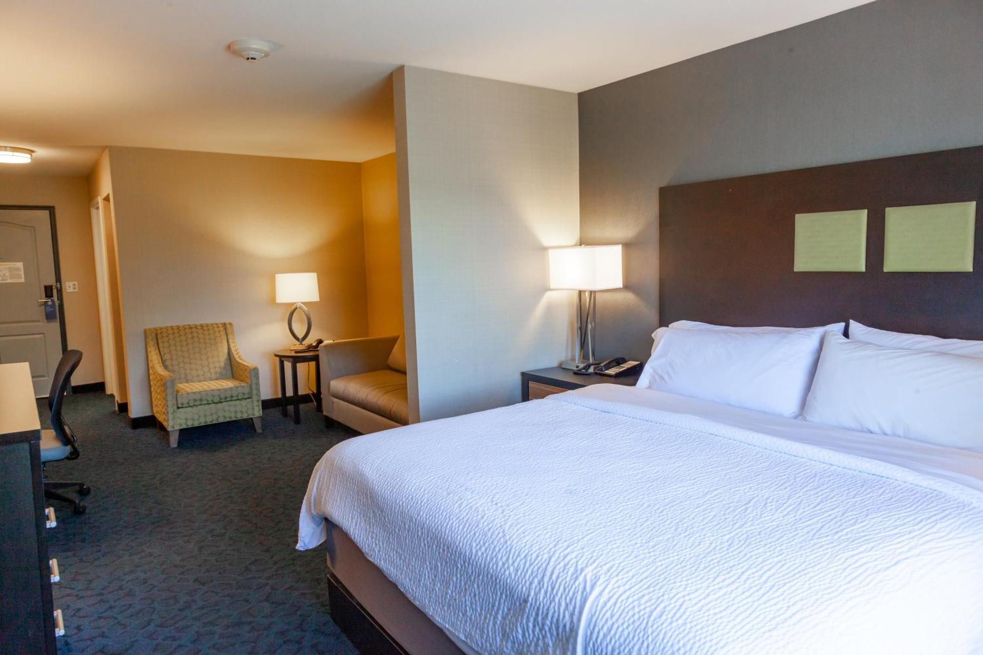 Holiday Inn Express Jackson By Ihg Экстерьер фото