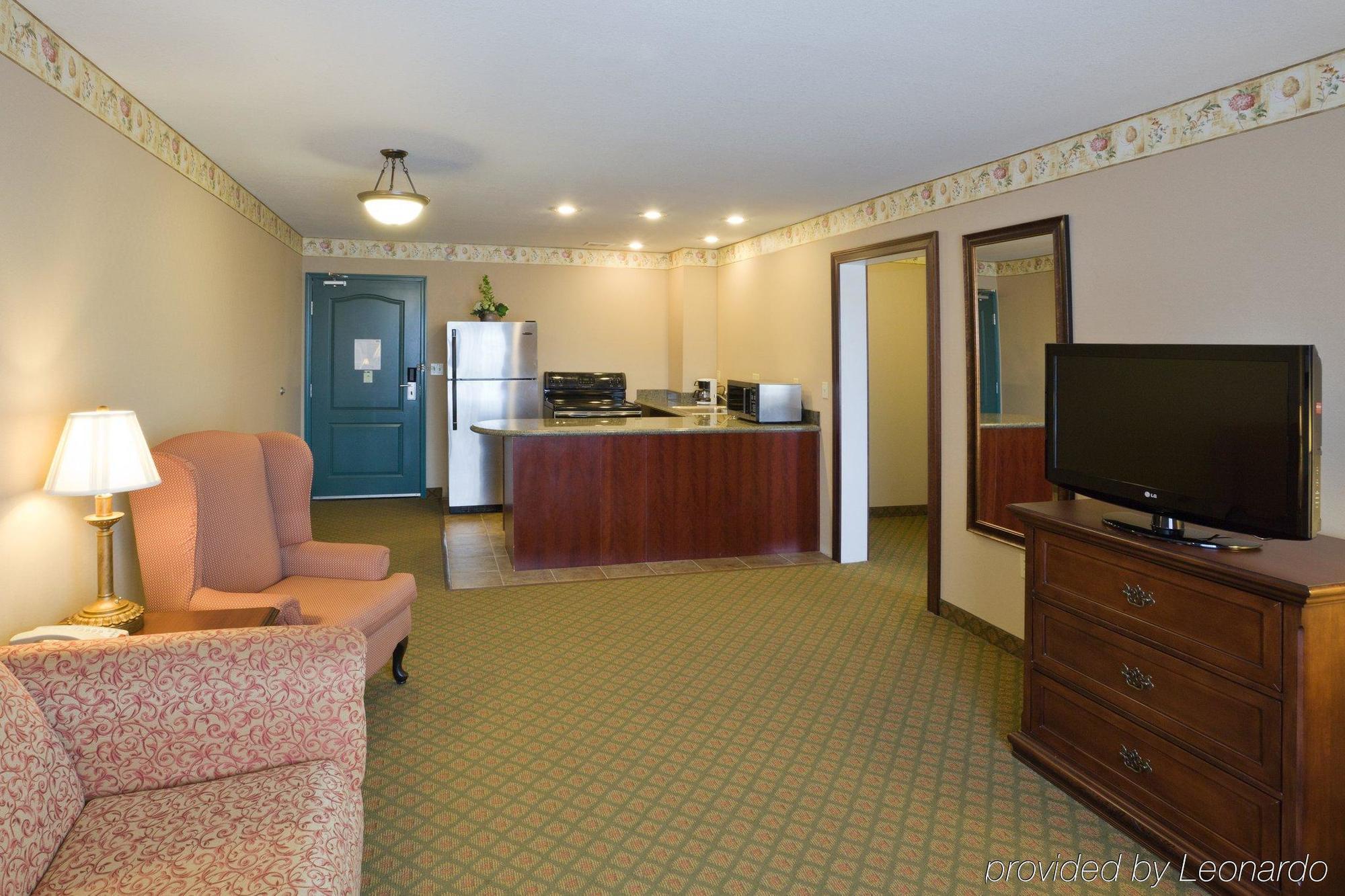 Holiday Inn Express Jackson By Ihg Экстерьер фото