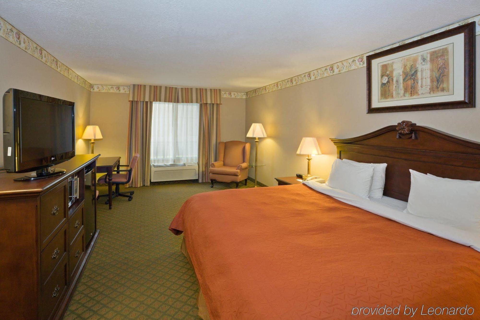 Holiday Inn Express Jackson By Ihg Экстерьер фото
