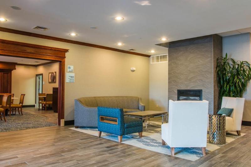 Holiday Inn Express Jackson By Ihg Экстерьер фото